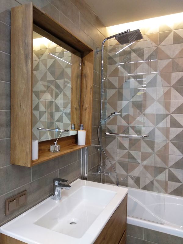 Bathroom Renovation with Modern Fixtures